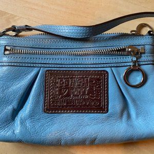 Coach Poppy Wristlet